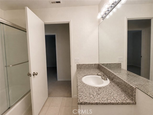 Foto del edificio - 1217 Oak Creek Rd