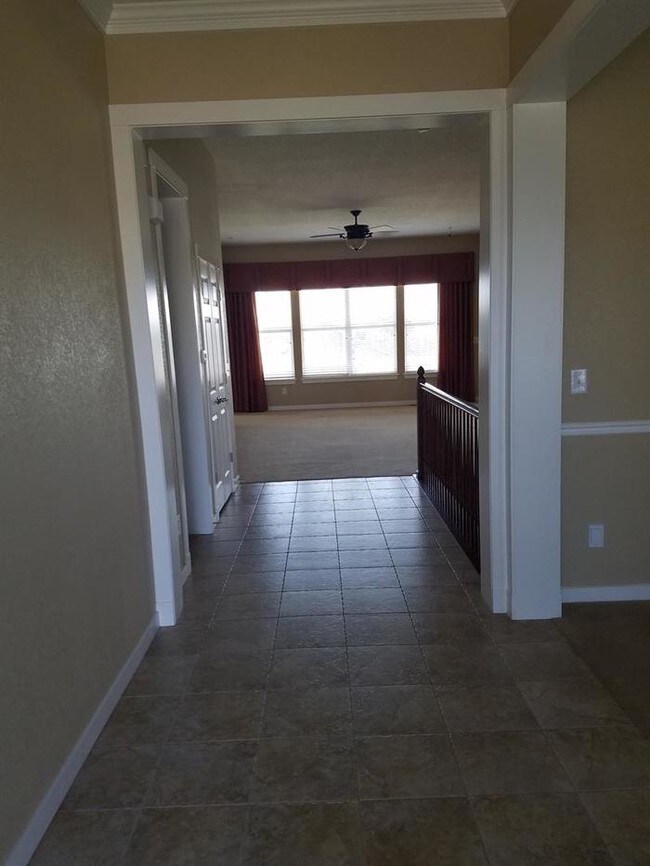 Building Photo - 4580 Pleasant Valley Cir, Elizabeth, CO 80107