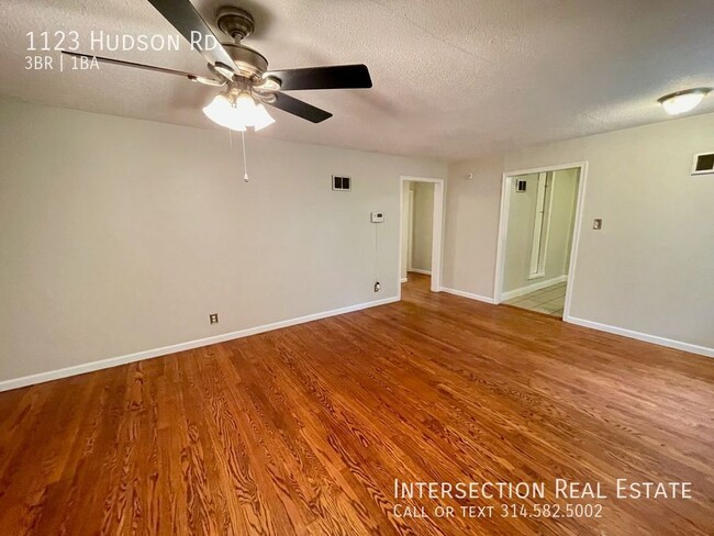 Foto del edificio - 1123 Hudson Rd