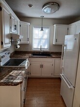 Building Photo - 126 Urbandale Pkwy