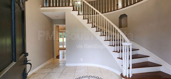 Foto del edificio - 40 Pheasant Dr SE