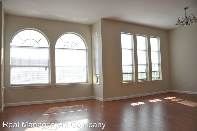 Foto del edificio - 721 32nd Ave