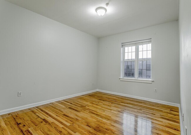 Bedroom 1 - 88 Clinton St