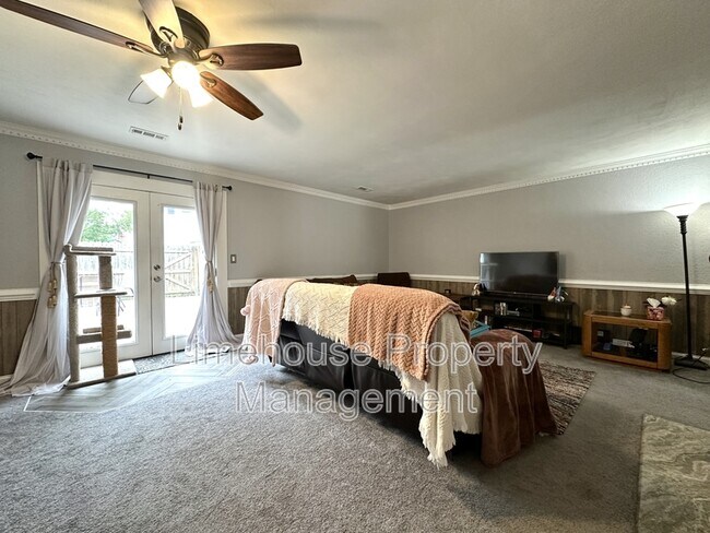 Foto del edificio - 813 Mill Landing Rd