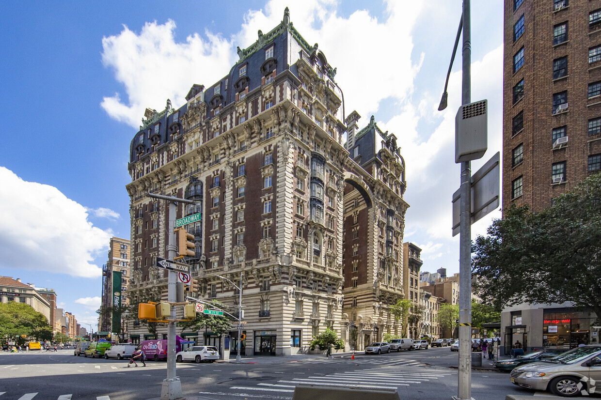 2066 de Broadway, Nueva York, NY 10023 - The Dorilton