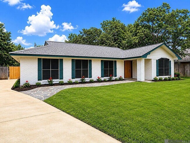 Foto del edificio - 535 Thornwood Dr