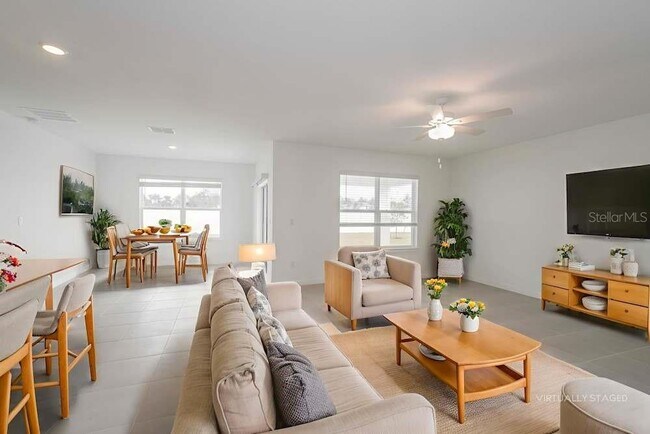 Foto del edificio - 3688 Benham Rise Rd