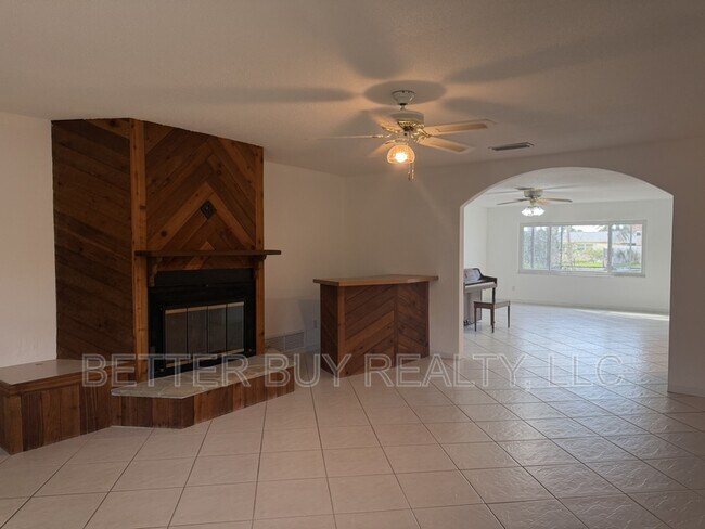 Foto del edificio - 337 N 10th St