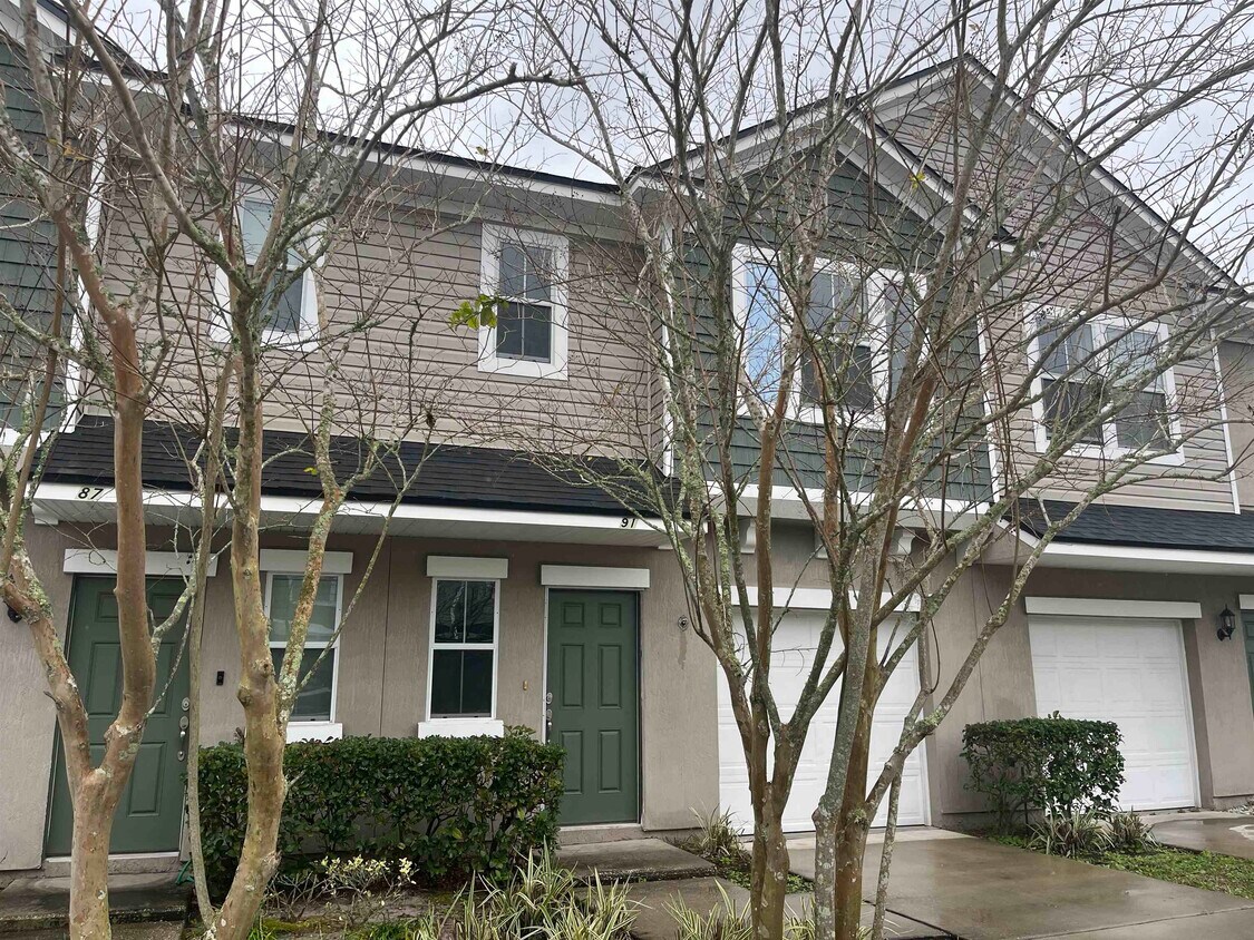 91 Moultrie Village Ln, St. Augustine, FL 32086 Townhome Rentals in