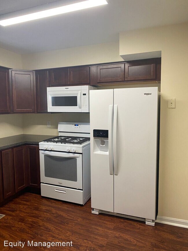 Foto del edificio - 3 br, 2 bath House - 1998 Oriel Rodgers