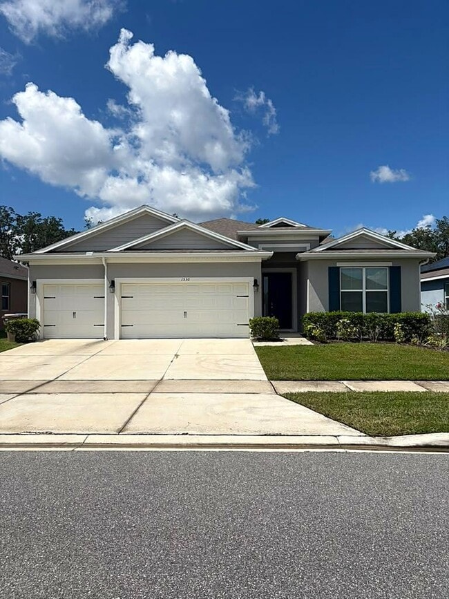 Building Photo - 1530 Barberry Dr