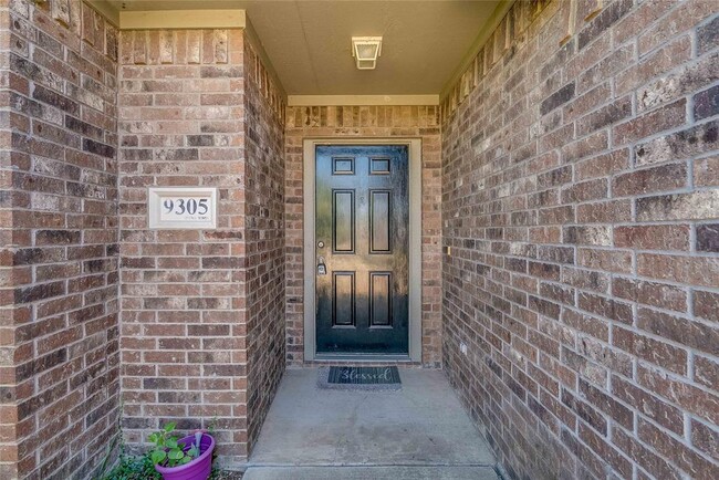 Building Photo - 9305 Rhea Ct