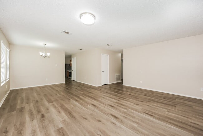 Building Photo - 5312 Newcastle Ln