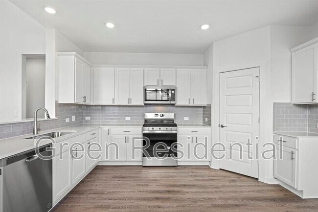 Foto del edificio - 7911 Linda Michelle Ln