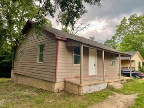 Building Photo - 111 Kentucky Ave