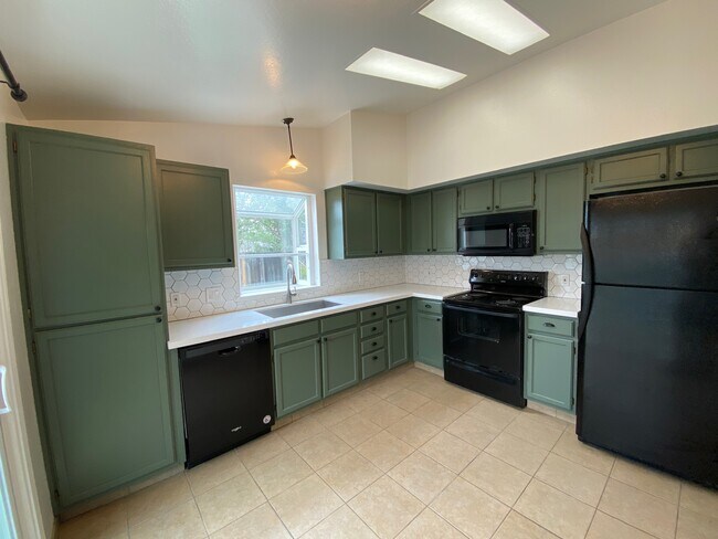 Foto del edificio - 6259 Walnut Creek Rd