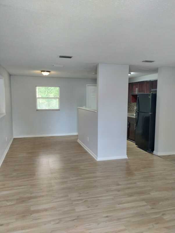 Building Photo - 893 Westgate Dr