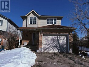 Building Photo - 360 Pastern Trail