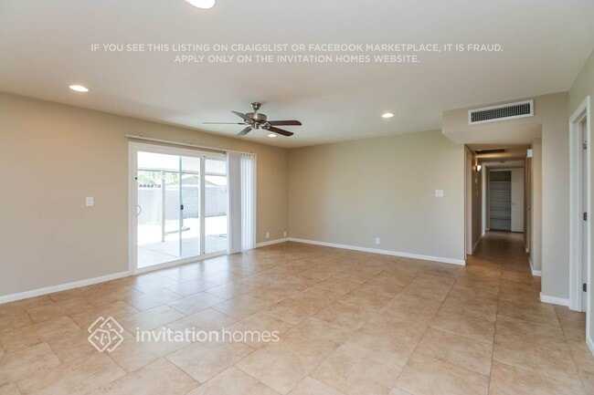 Building Photo - 1821 E La Donna Dr