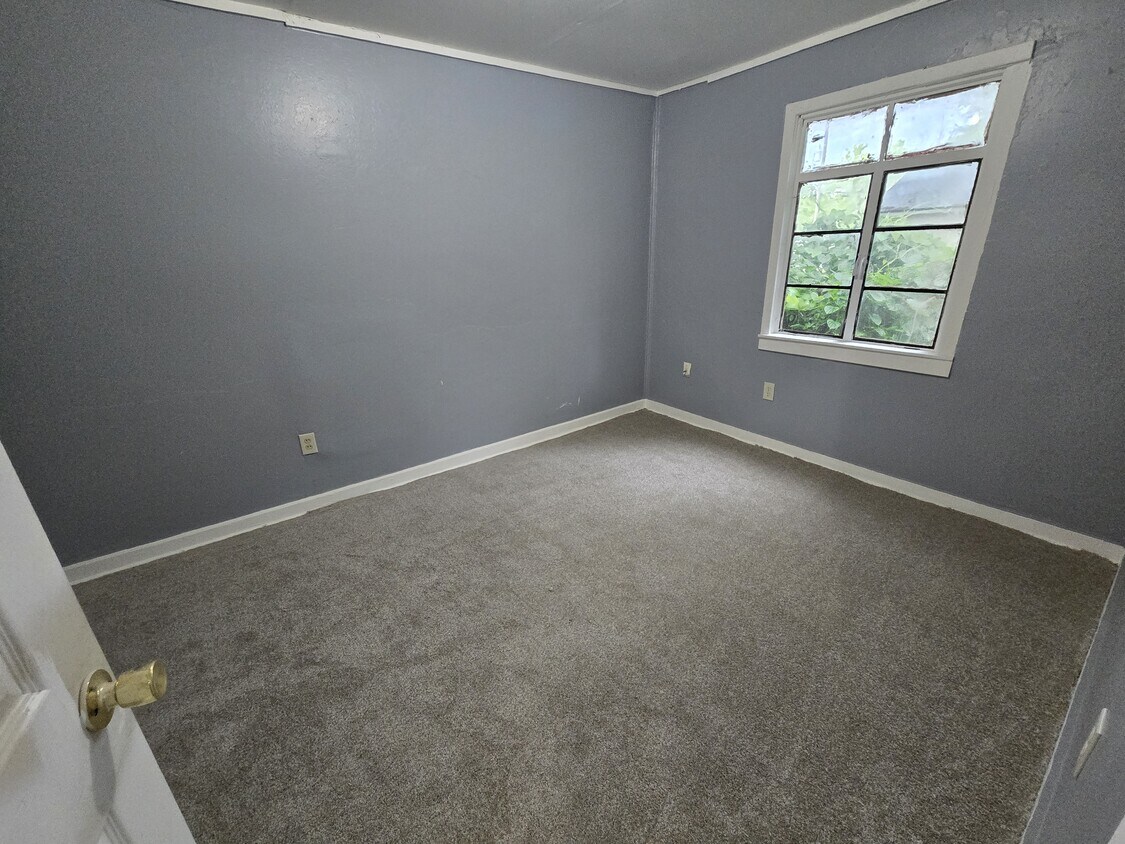 Bedroom1 - 2079 Tuskegee Rd