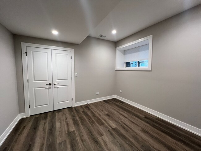 Foto del edificio - 706 W Grace St
