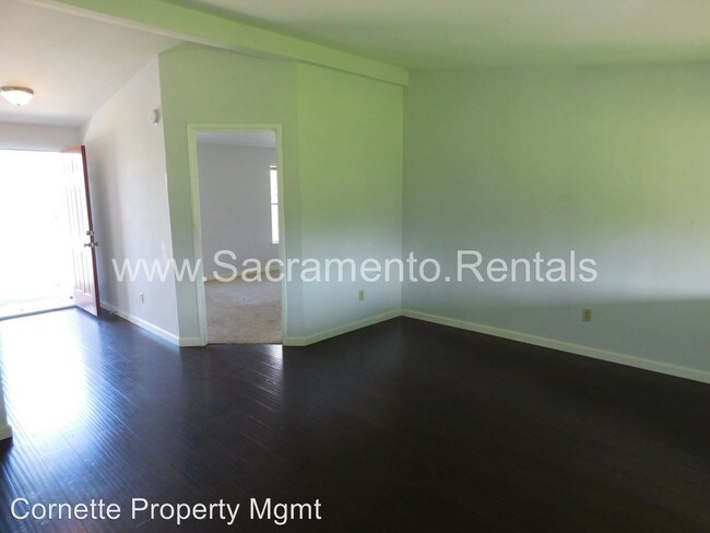 Building Photo - 3 br, 2 bath House - 9661 Cosumnes Rd #B