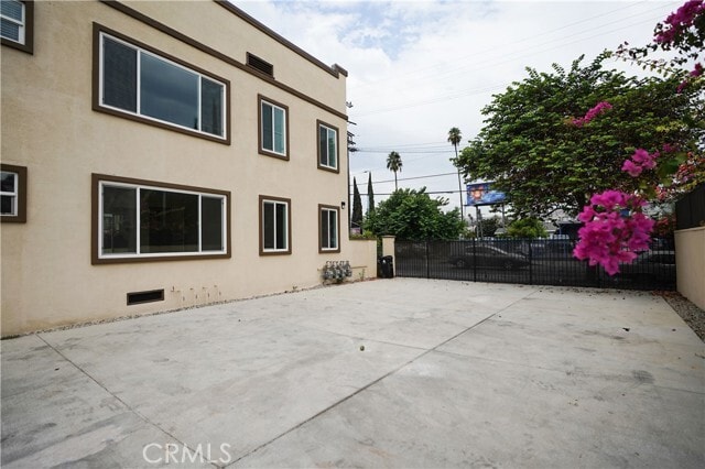 Building Photo - 5072 Fountain Ave