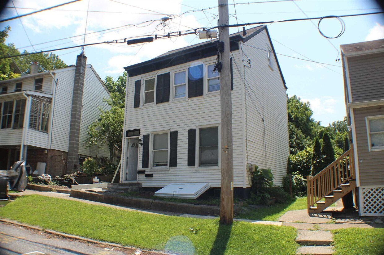 Primary Photo - 15 Spruce St