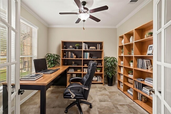 Foto del edificio - 3414 Satton Ranch Ln