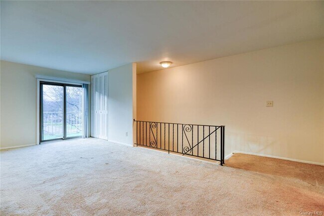 Building Photo - 424 Carpenter Ave