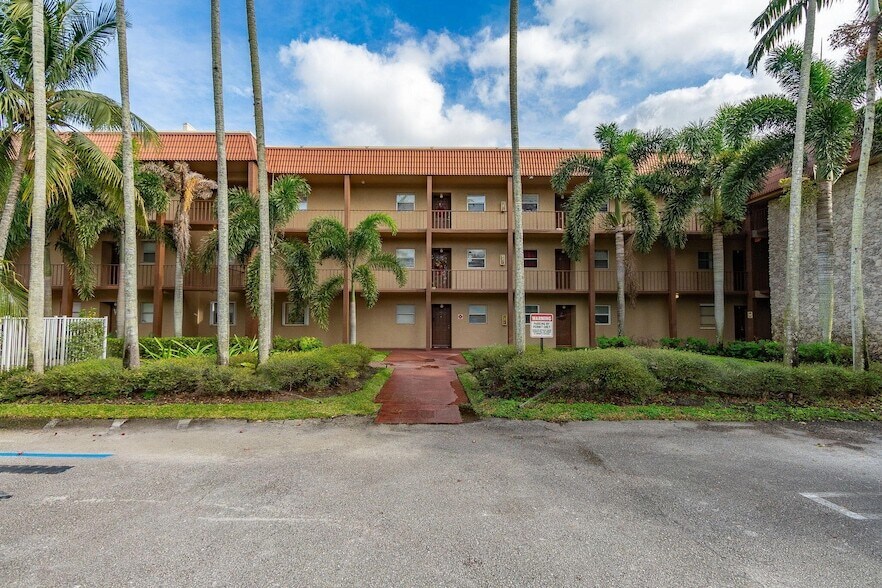 Photo - 120 Sparrow Drive Unit 315
