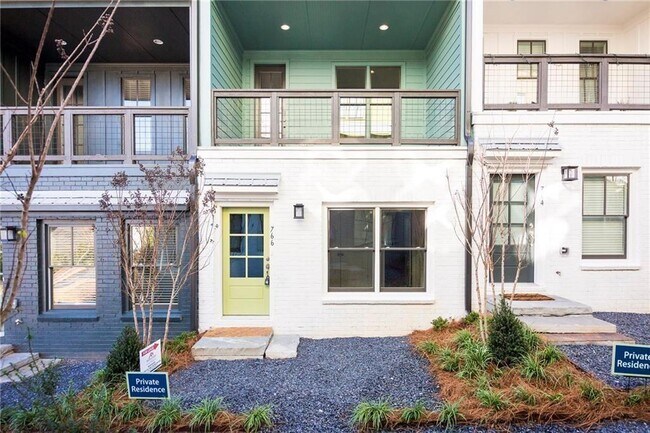 Building Photo - 766 Cady Way