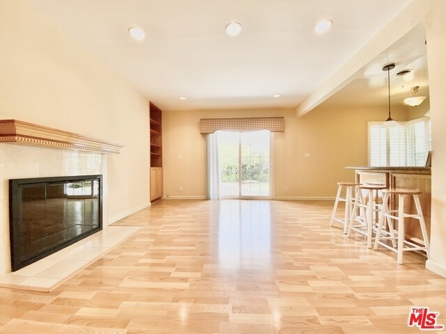 Building Photo - 3211 S Bentley Ave