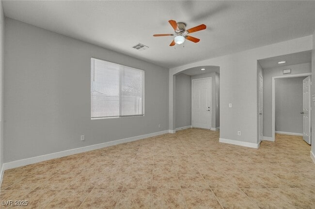 Building Photo - 5237 Grand Lake St