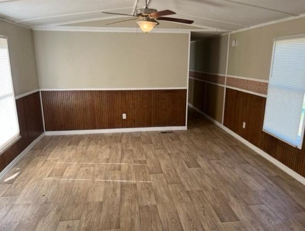 Building Photo - 124 Zina Ln