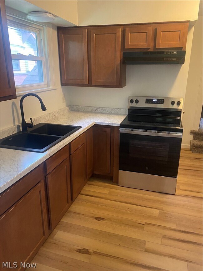 Building Photo - 1317 Manchester Rd