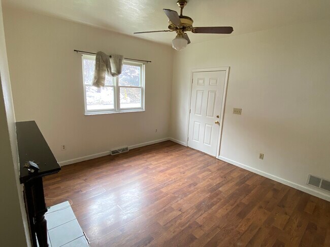 Foto del edificio - 1501 Summit St