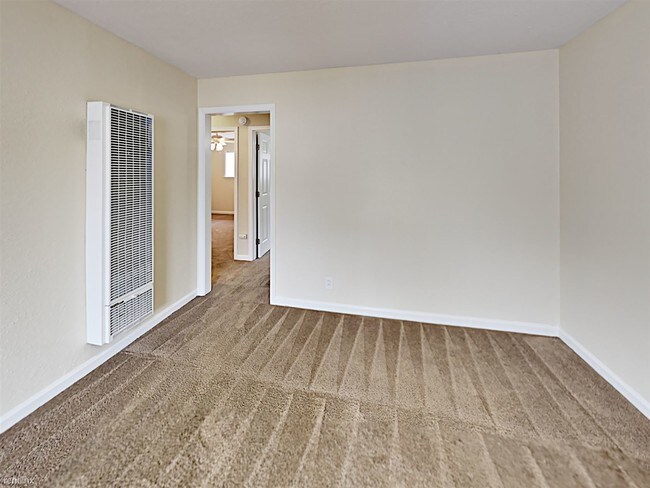 Building Photo - 1455 Kerley Dr