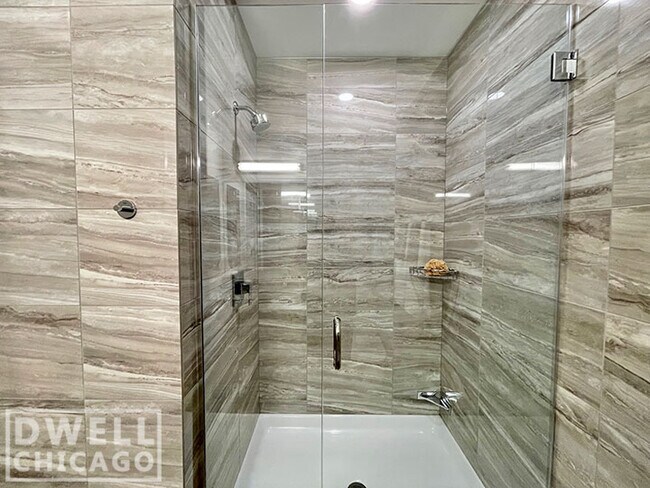 Foto del edificio - 3479 N Broadway St
