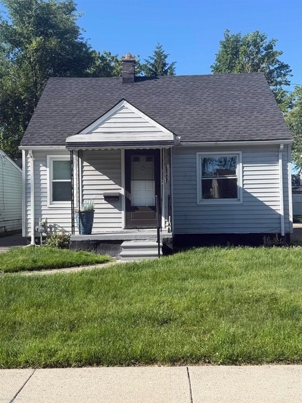 Building Photo - 20846 Hampton St