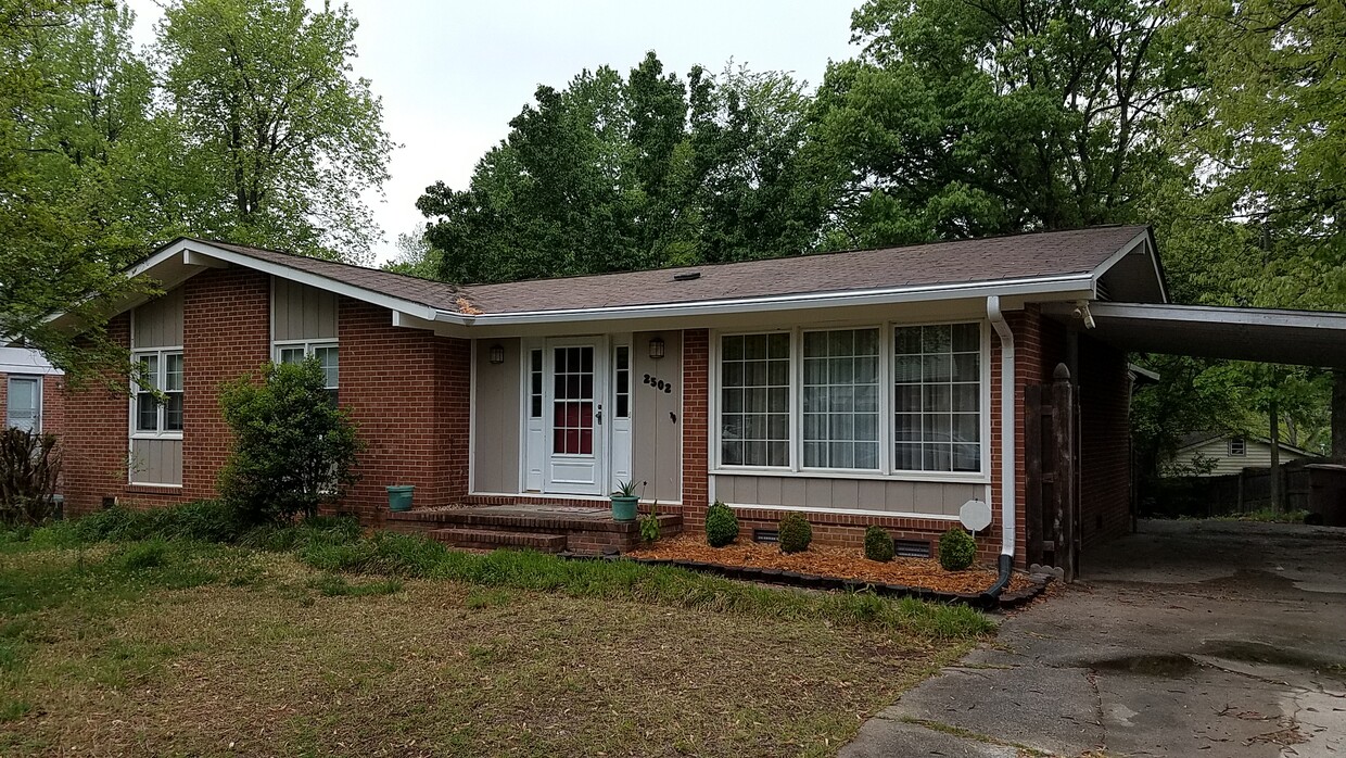 2502 Denise Dr, Greensboro, NC 27407 - House Rental in Greensboro, NC ...