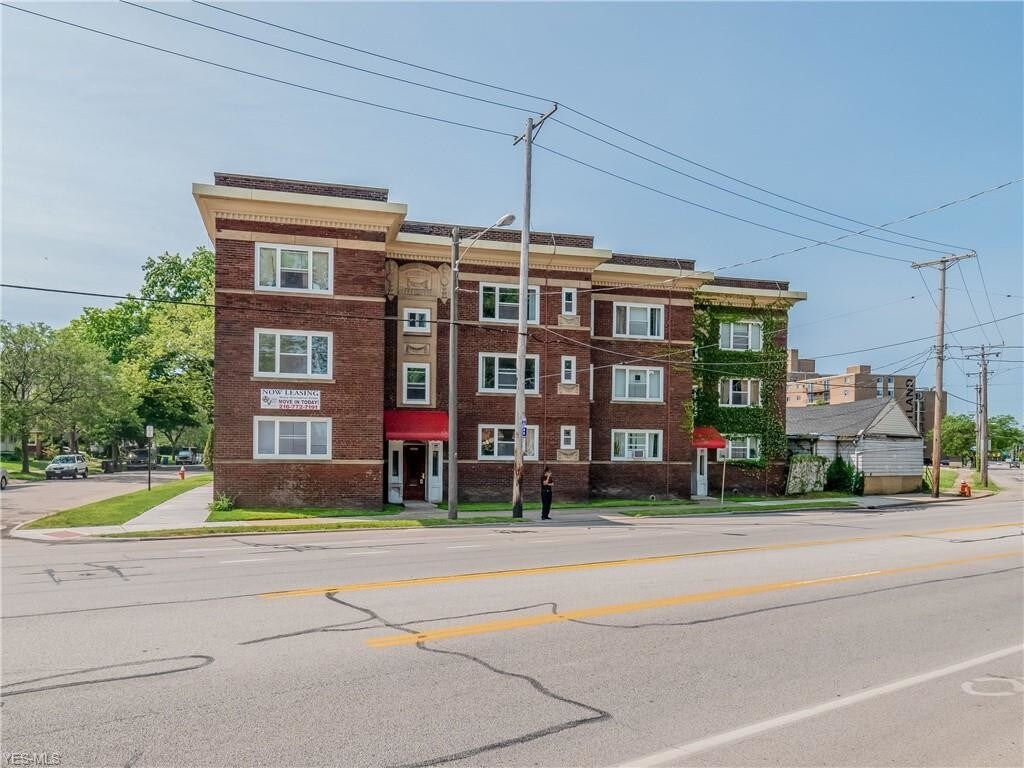 14240 Lakeshore Blvd Unit 9, Cleveland, OH 44110 Apartment for Rent in Cleveland, OH