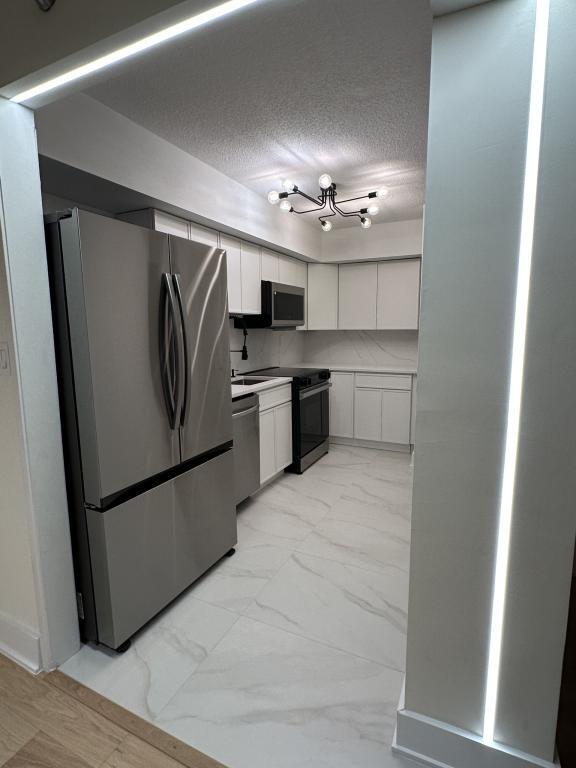 Foto del edificio - 1808 Old Meadow Rd