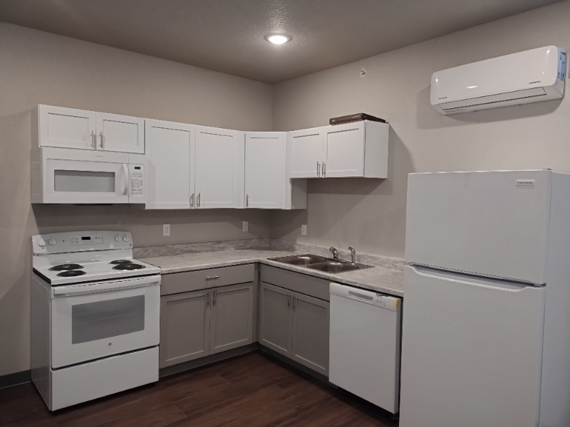 Building Photo - 5833 Homewood Dr