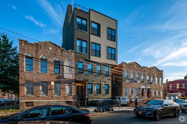Building Photo - 3222 Cortelyou Rd