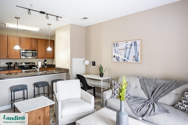 Foto del edificio - 6115 Tidewater Dr