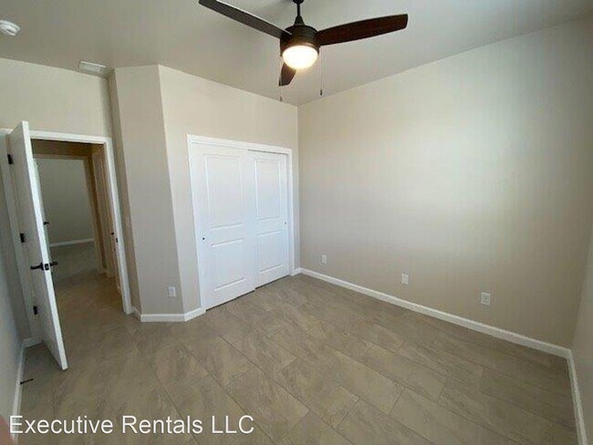Building Photo - 4 br, 2 bath House - 4021 Victorian Red Pl