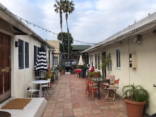 Individual Outdoor Seating Areas - 1726 Abbot Kinney Blvd