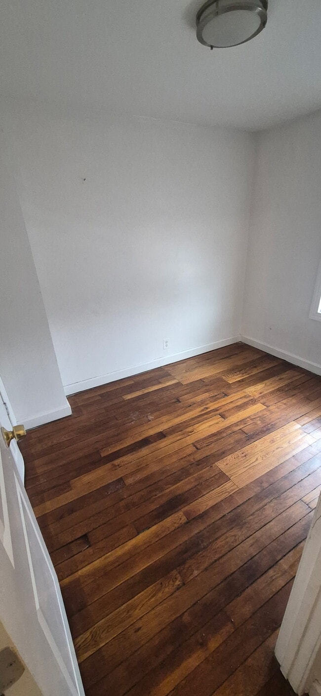 Building Photo - 511 Seagull Ave