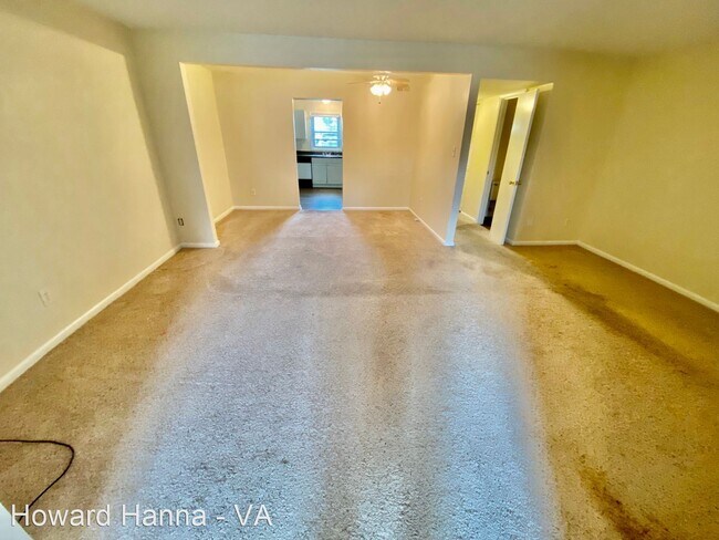 Foto del edificio - 3 br, 1.5 bath House - 702 Atterbury Court